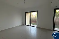 Single Row | Emaar South | Vacant Corner