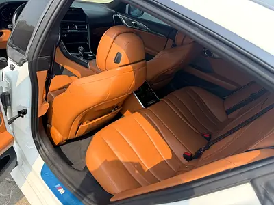 صورة 8 لـ 2020 BMW 8-SERIES