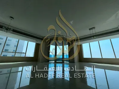 شقة غرفتين وصالة مع غرفة خادمة ماستر للإيجار السنوي في المجاز 3 بإطلالة بحرية مباشرة و3 حمامات ومخزن مع باركنج وجيم ومسبح وتكييف مجاني على المالك بسعر