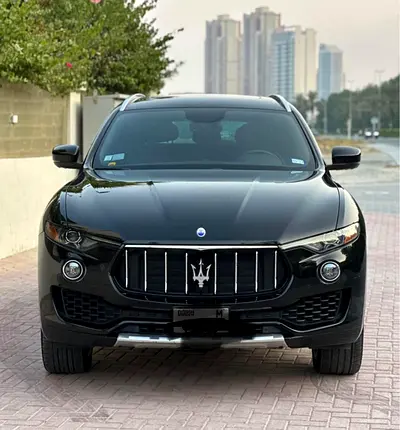 2018 Maserati LEVANTE photo 3