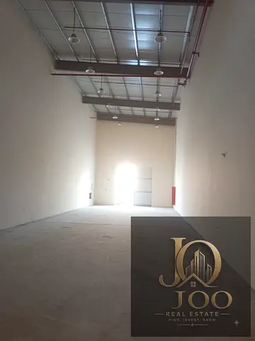 شبرة 2,200 قدم مربع | 88,000 درهم سنويًا | كهرباء 16–18 KW | أم القيوين