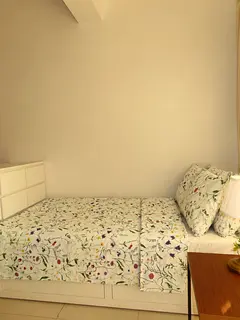 Ladies Bed Space | Near DMCC Metro