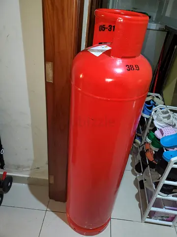 Big size GAS CYLINDER DUBAI USED EMIRATES GAS CYLINDER 38.9 EMIRATES GAS COMPANY DUBAI