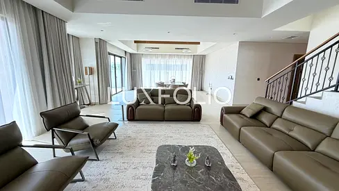Park/ Lagoon View Fully Furnished Landscaped