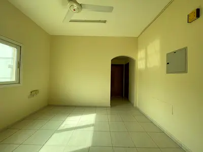 Spacious 1Bhk in Al nabba family building central ac end gas with balcony also land free parking