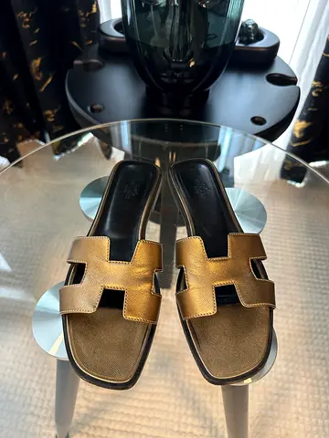 Hermes sandals size 41