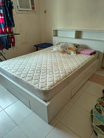 Solid double bed with mattress