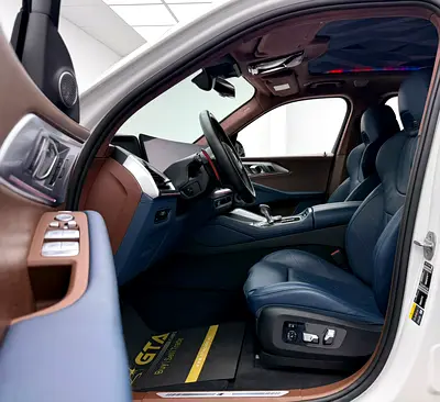 2023 BMW XM photo 8