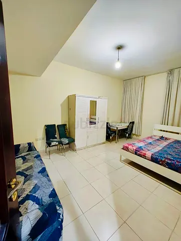 Fully furnished room for monthly rent