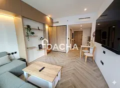 Luxuriously Upgraded I Brand New I Unique Unit
