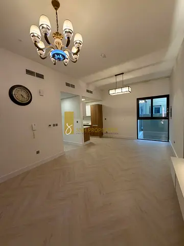 2 BR + MAID | UNFURNISHED | READY TO MOVE
