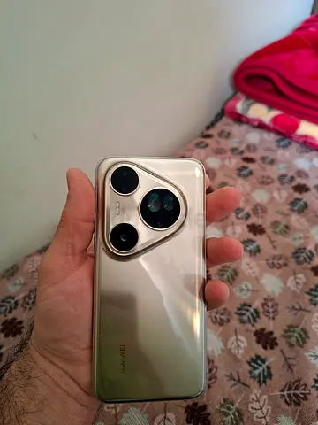 Huawei Pura80 Ultra (Original) with Box, Charger, 3 Cases — Full Insurance