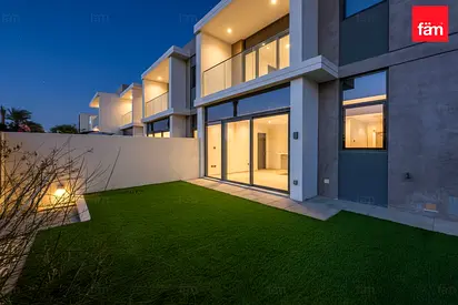 Largest Layout | Single Row | Near Amenities