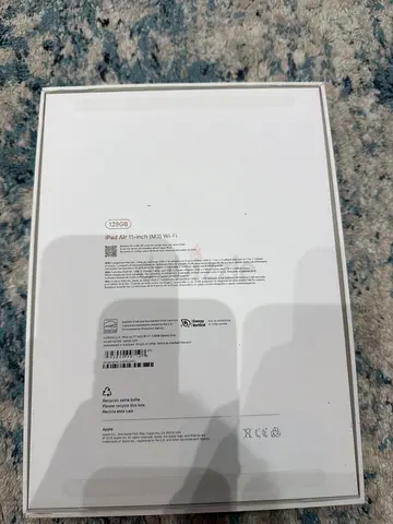 Apple iPad Air - WiFi, 11 -inch 128 gb with Apple Pencil both perfect condition barley used