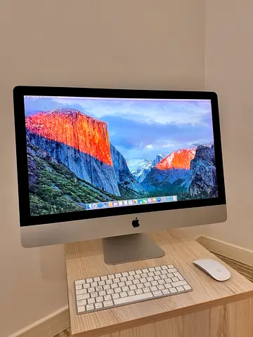 iMac 27" 5K (Late 2015) - Core i5 / 8GB RAM / 2.1TB Fusion Drive + Magic Keyboard & Mouse