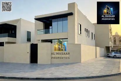 Modern villa, corner lot on two streets, large land area 5000 sq ft, close to Sheikh Amma Street, freehold.