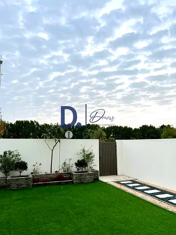 Single Row | Corner Unit | Spacious 3 Bedroom