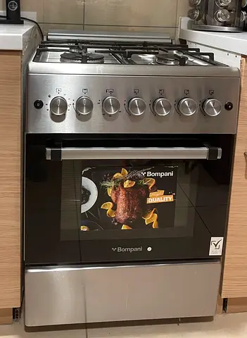 Bompani gas cooker Silver with oven 60x60 - stainless steel, perfect condition, lightly used 54L