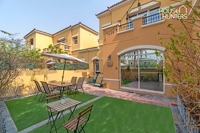 Exclusive | Internal Location | Opp. Pool and Park