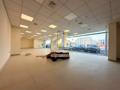 Bright & Spacious Shop | Prime Area