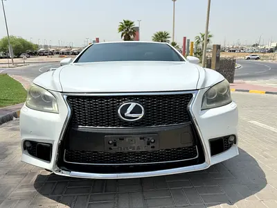 Lexus LS 460 3/4 Ultra 2013 - American Specs - Excellent Condition