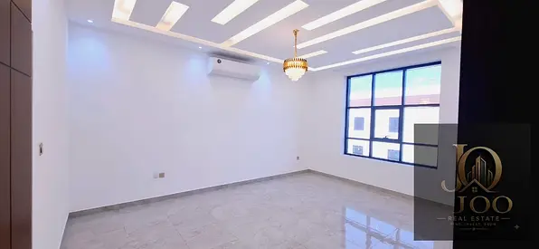 Spacious 5 Bedroom Villa with Majlis and Maid Room in Al Helio 2