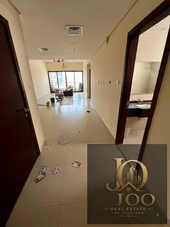 Very spacious one-bedroom apartment with a living room | Balcony with an open view | Master bedroom 