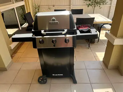 BBQ Grill- 'Broil King' brand