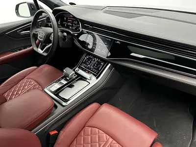 2025 AUDI SQ7 photo 10