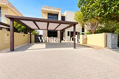 Bright THL | Private Garden | Vacant 3BR