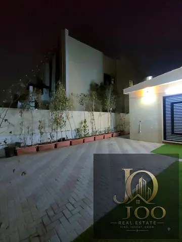 ملحق سكني في المويهات 3 | غرفتان وصالة | حوش خاص | شامل جميع الخدمات
