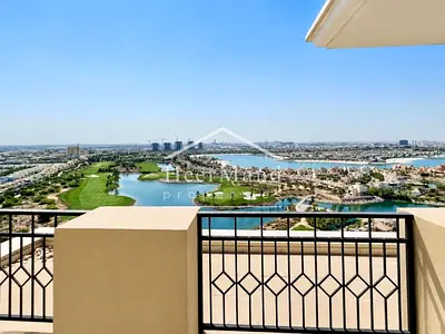 CORNER UNIT WITH LAGOON AND SEA VIEWS - HIGH FLOOR