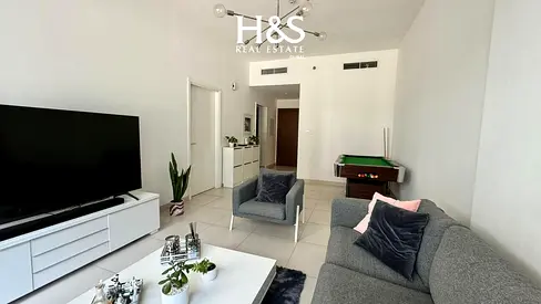 SPACIOUS LAYOUT | SEMI FURNISHED | READY