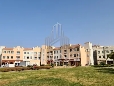 Prime Location | Main Road View | Vacant in Aug