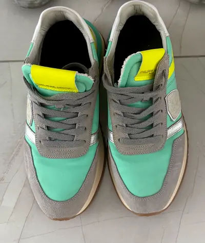 Philippe model trainers