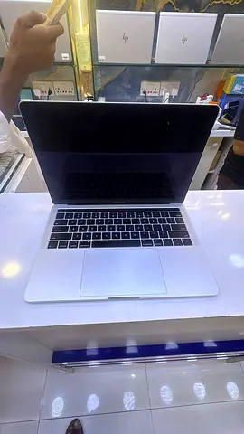 Laptop,Macbook Repair and screen Replacement