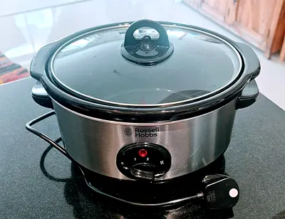 Russell Hobbs 3.5L Searing Slow Cooker (Model 22740-56) – Excellent Condition