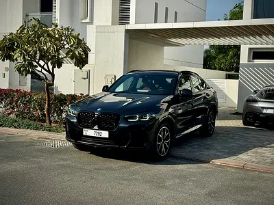 Absolutely in amazing condition in and out//GCC//full service history