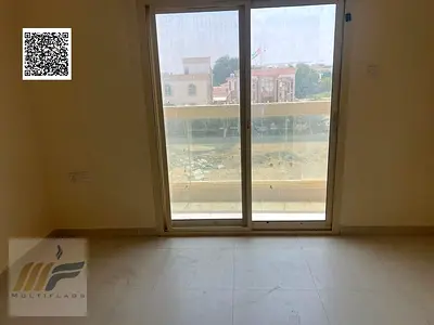 🏡 مساحة فاخرة وبناية جديدة جدًا في الروضة 2 – عجمان!