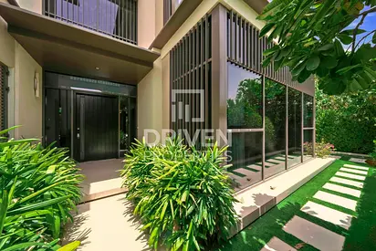 Motivated Seller | Fully Upgraded | Vacant | Vastu