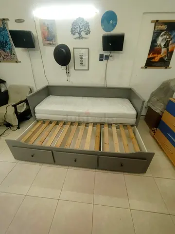 IKEA hamnes day bed with 3 big storage drawers underneath and with 2 IKEA mattresses is available