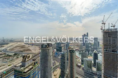 Luxury Furnished | Top Floor | Great View