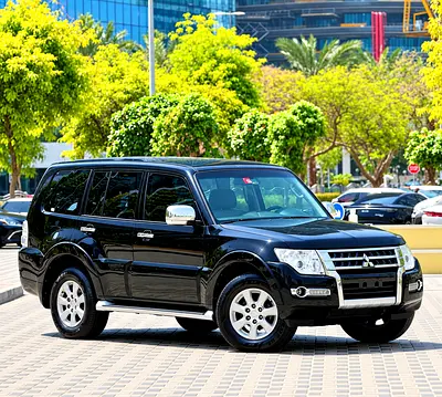 2016 MITSUBISHI PAJERO GLS FULL SERVICE HISTORY GCC SPECS IN EXCELLENT CONDITION