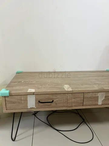Light Wood TV Console / coffee table Unit with Drawers - Good Condition