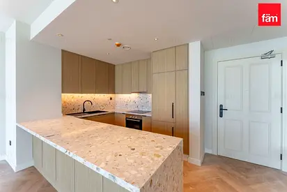 Large Layout | Luxury Living | Chiller Free