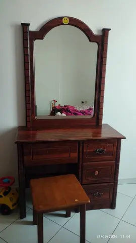 Dressing Table with Mirror and Stool (Solid Wood)