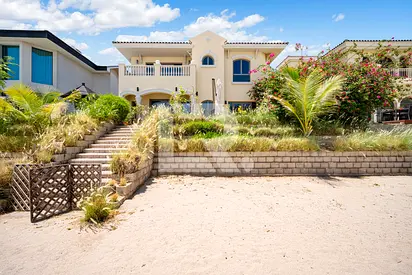 Partially Upgraded | Premium Location | Immaculate