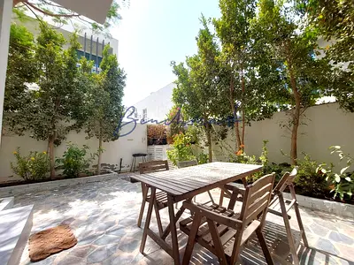 Corner Unit | Landscaped | Semi Furnished