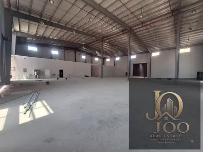 13,200 sqft warehouse / shed | 200 kW power (Upgradeable to 500 kW) | 3 gates | Corner unit | Large parking | Offices, kitchen & bathroom | Suitable f