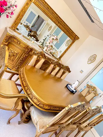 Luxury dining set 8 chairs + huge buffet cabinet and mirror